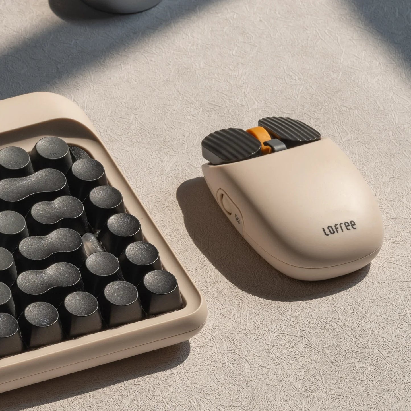 Lofree Wavy Chips Bluetooth Mouse – Ergonomic Dual-Mode Wireless Design