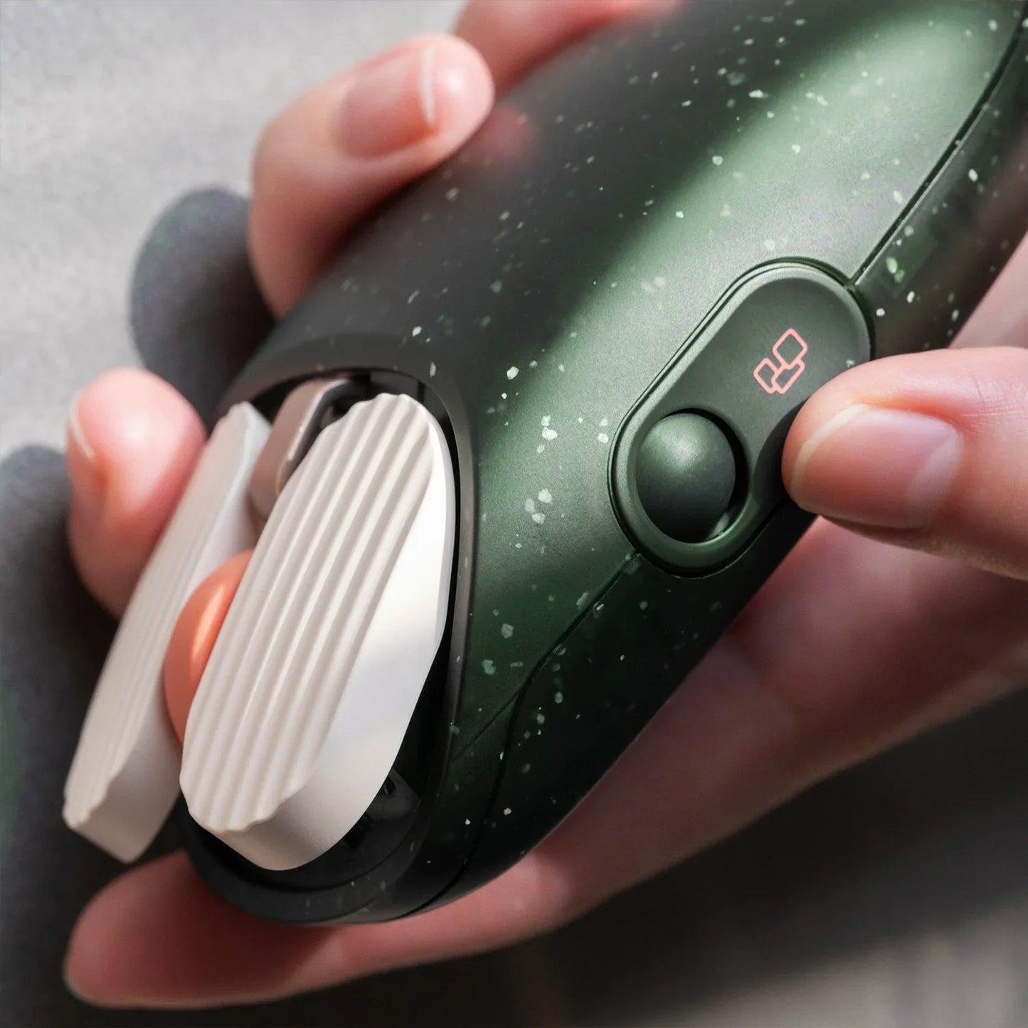 Lofree Wavy Chips Bluetooth Mouse – Ergonomic Dual-Mode Wireless Design