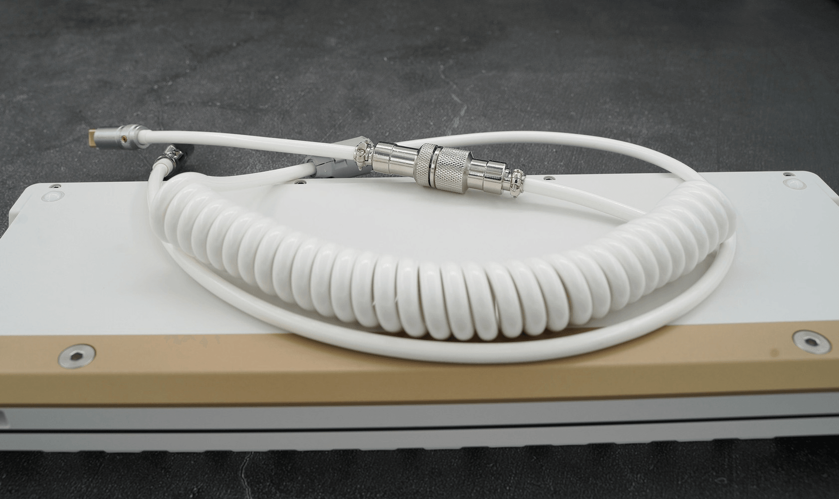 GeekCable White USB Spiral Handmade Customized Mechanical Keyboard Cable - IPOPULARSHOP