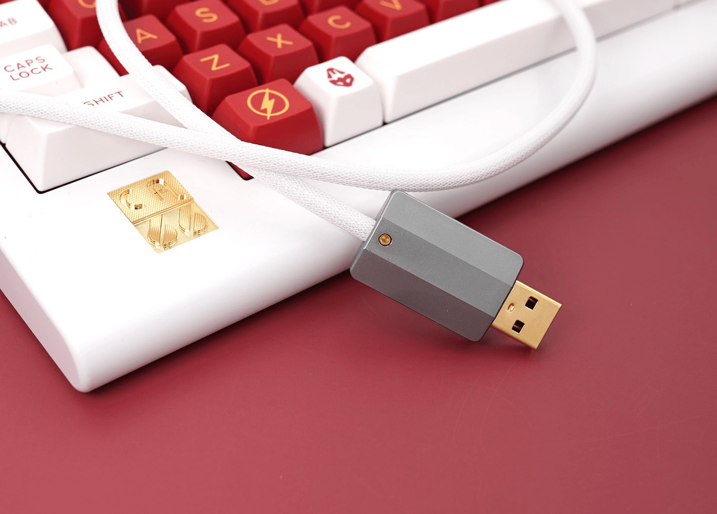 GeekCable Red White Handmade Customized Mechanical Keyboard Cable - IPOPULARSHOP