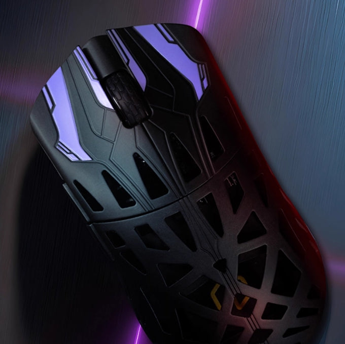 IROK HE6 Carbon Fiber PAW3950 Gaming Mouse