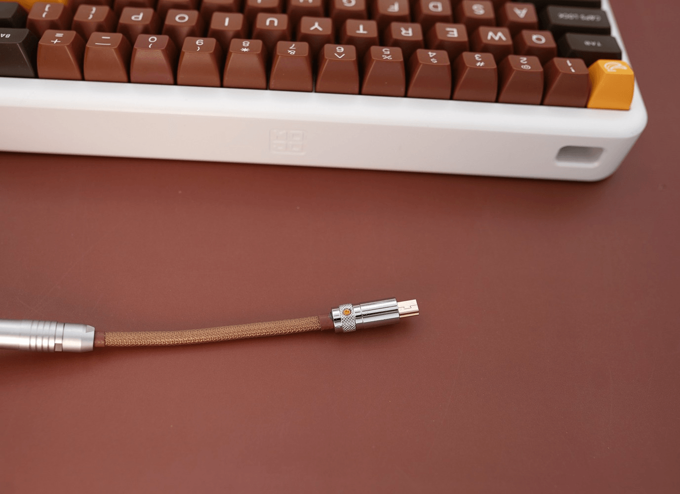 GeekCable Brown Manual Mechanical Keyboard Data Cable - IPOPULARSHOP